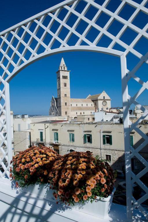 White House Hotel Trani Exterior foto